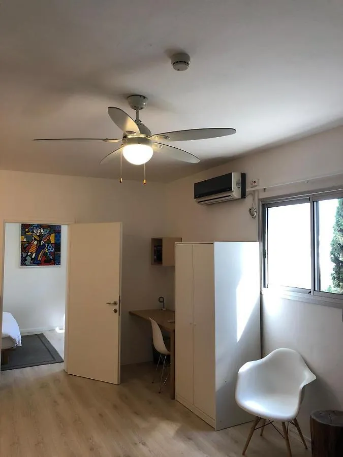 G38 Rental Apartment Building 하이파 아파트호텔